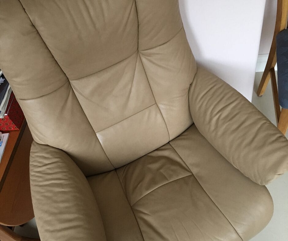 Why Baby Wipes Aren’t the Answer for Your Leather Suite Careclean Essex