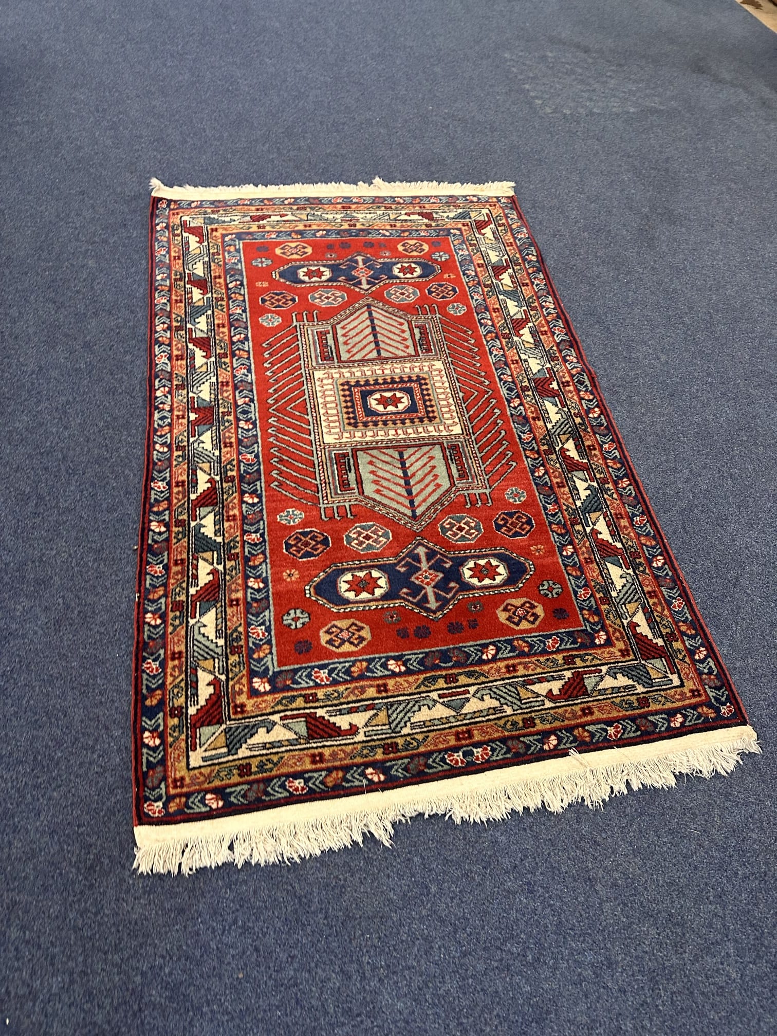 Should you rotate your rug… and does it really help it last Rug Cleaning Carecleab Essex